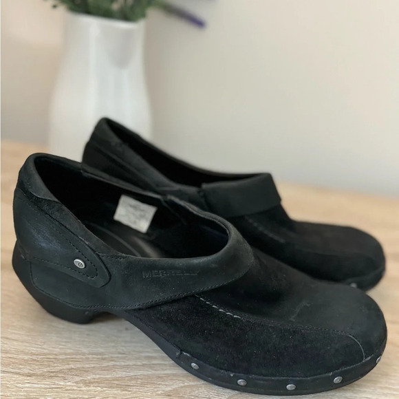 MERRELL Women’s Black Studded Leather clogs size 10 - Picture 3 of 7